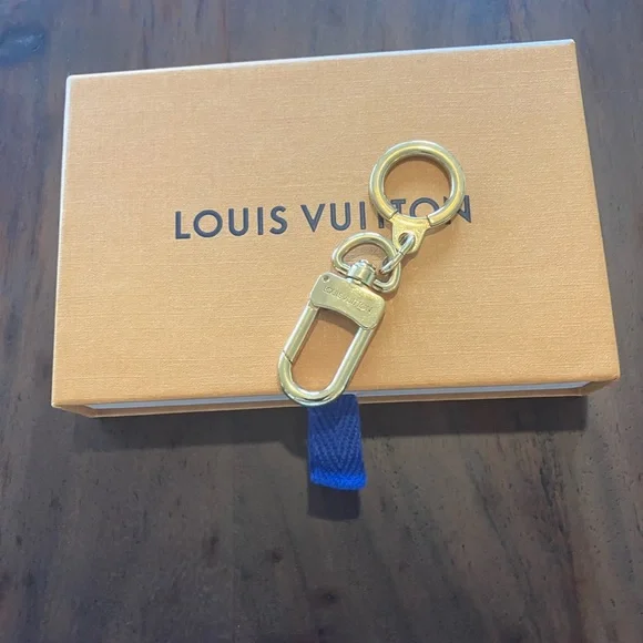 Louis Vuitton Gold and Key Holder - Picture 1 of 4